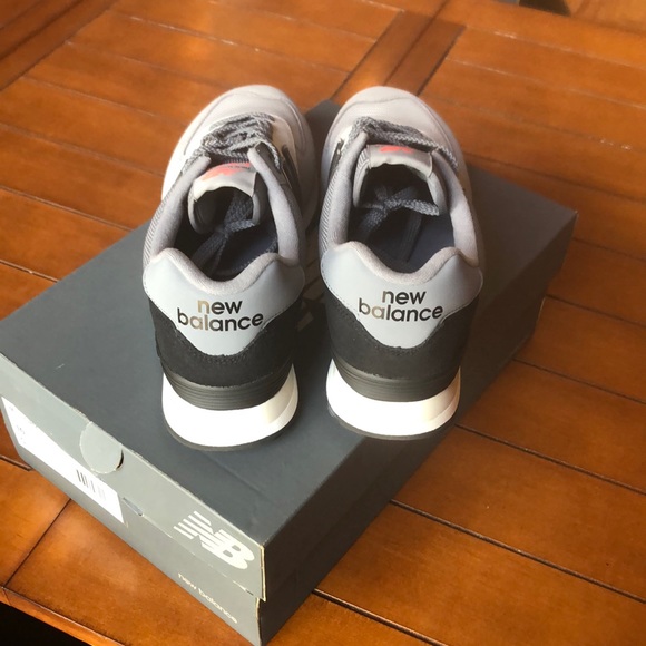 New in Box, New Balance, Size 10, ML574JHV - Picture 7 of 8